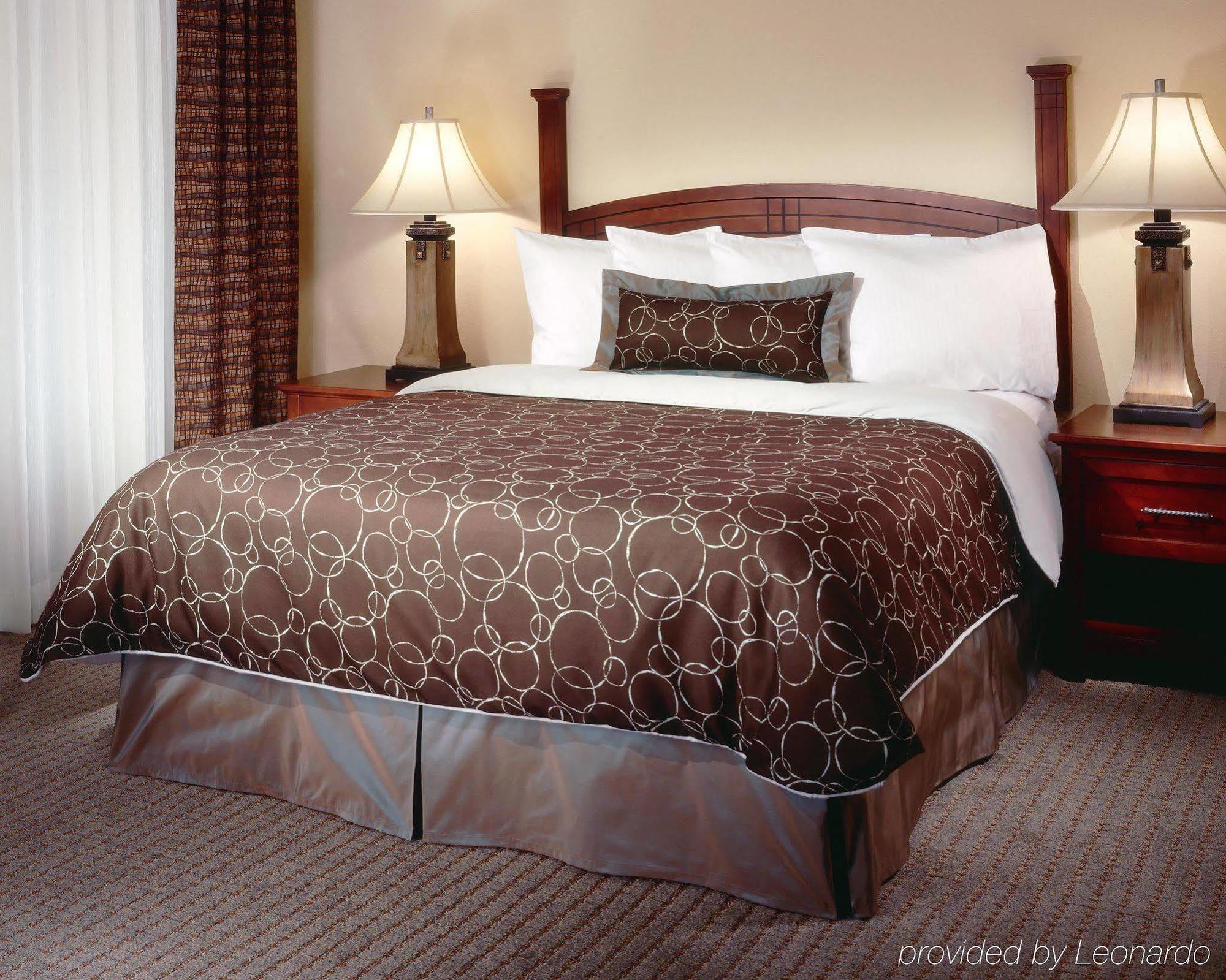 Staybridge Suites Oklahoma City By Ihg Værelse billede